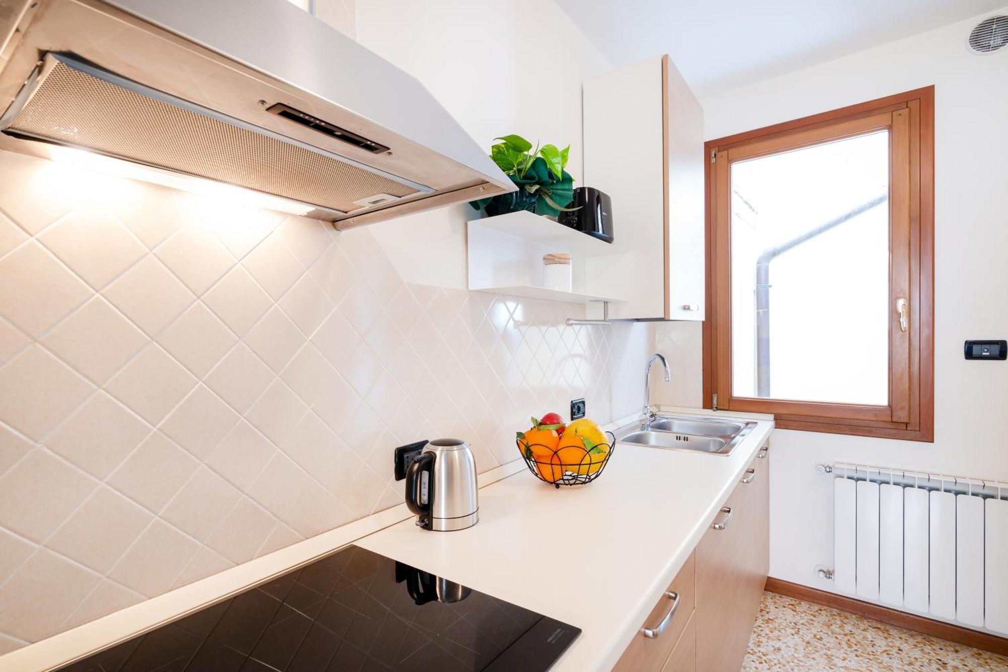 Elegante E Luminoso, Spazio Esterno Privato Венеция Екстериор снимка